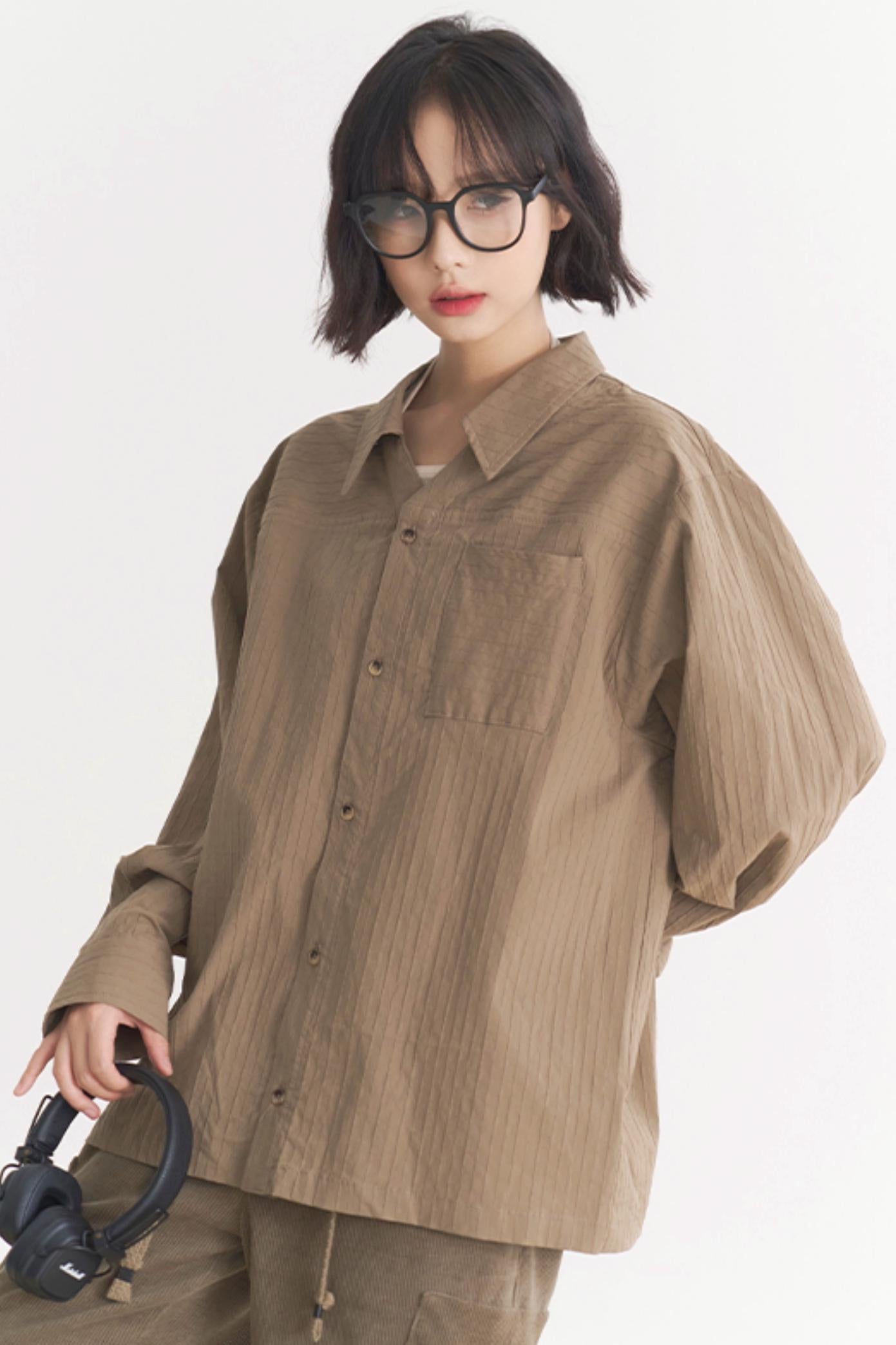 Museum Gravity Top Loose Damen Frühling Schößchen 2025