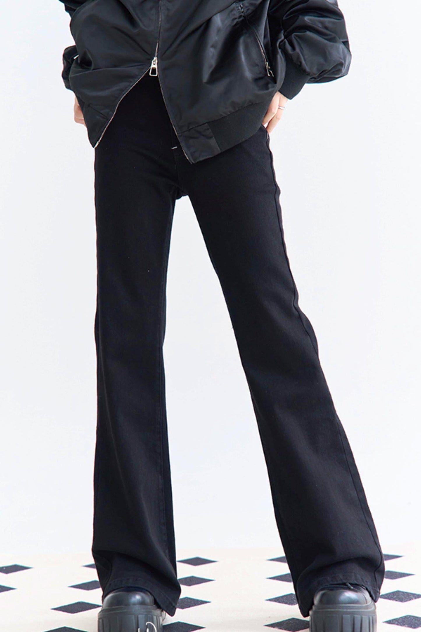 Schmale Micro-Flare-Jeans