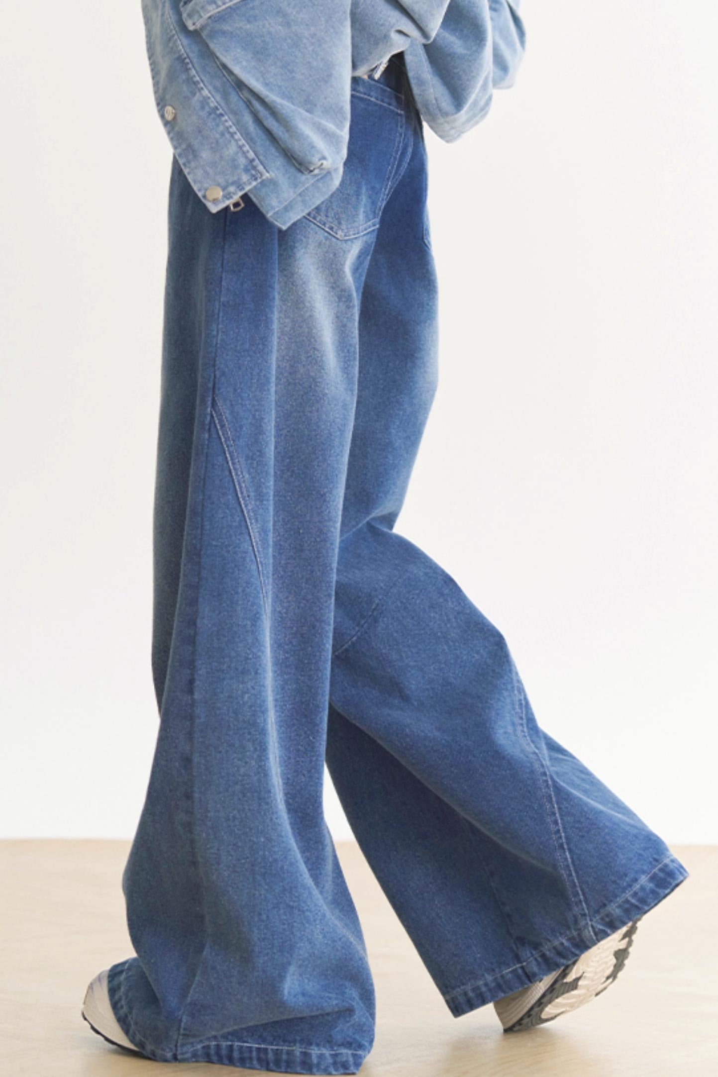 Wide Gravity of Jeans Leg Museum Retro