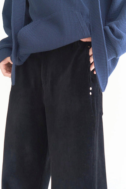 ミドルウェイトストレートパンツ