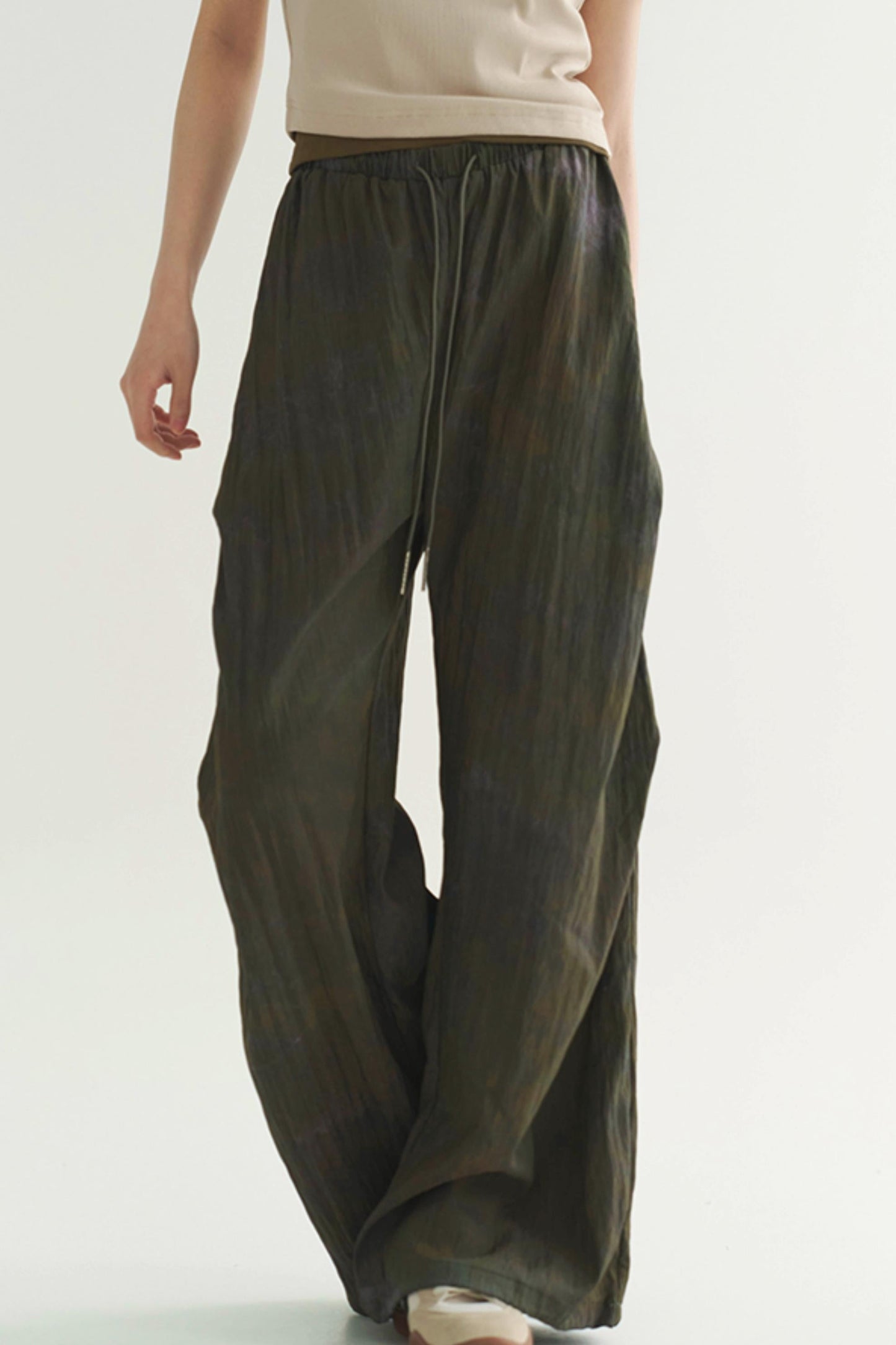 ドレーププリーツカジュアルパンツ