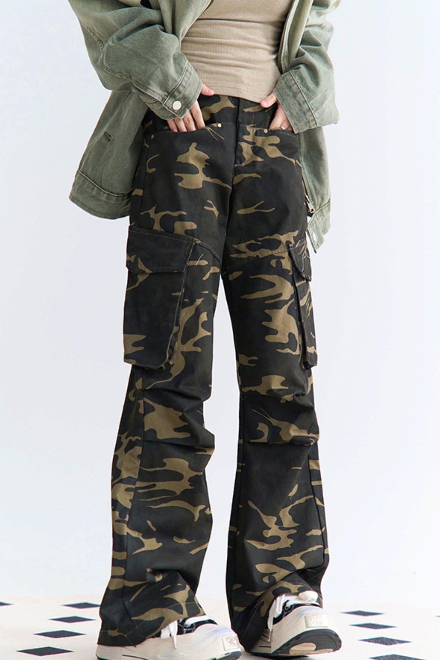 フィットパンツ 迷彩柄 リラックス