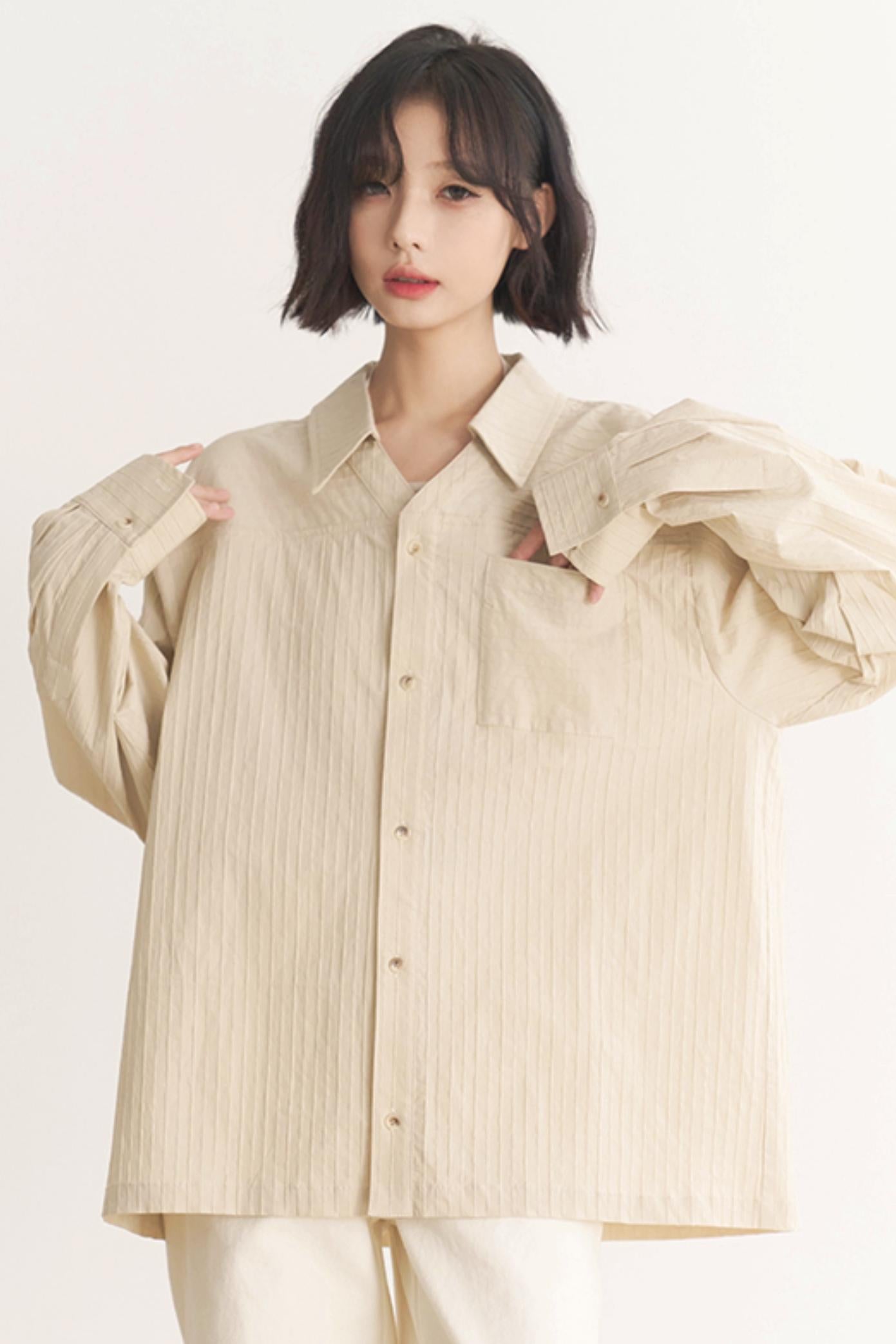 Museum Gravity Top Loose Damen Frühling Schößchen 2025