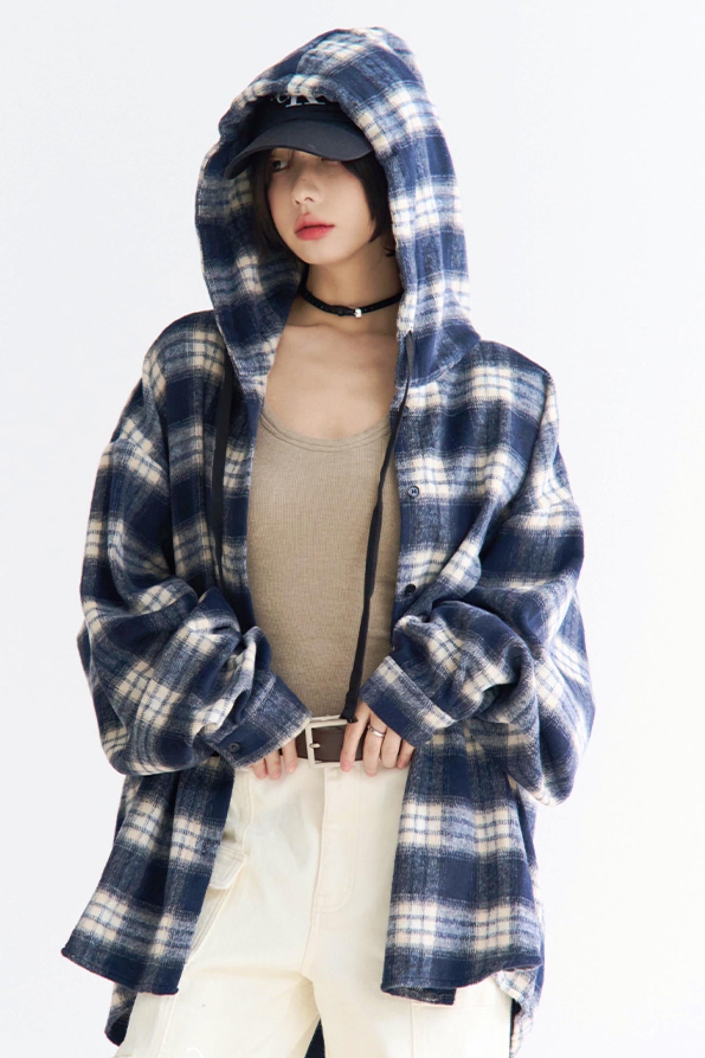 Schößchen-Kapuzenpullover mit Karomuster