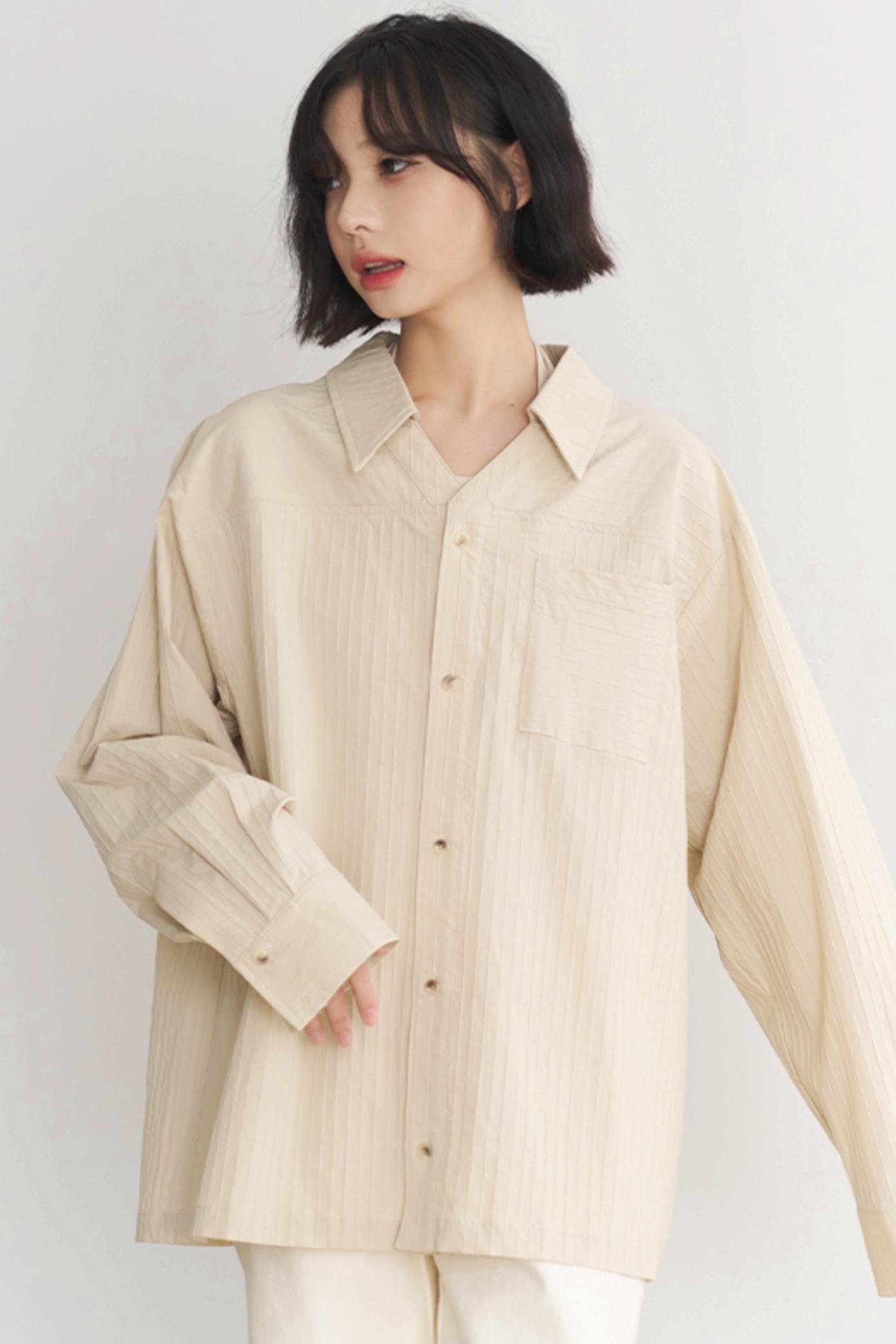 Museum Gravity Top Loose Damen Frühling Schößchen 2025