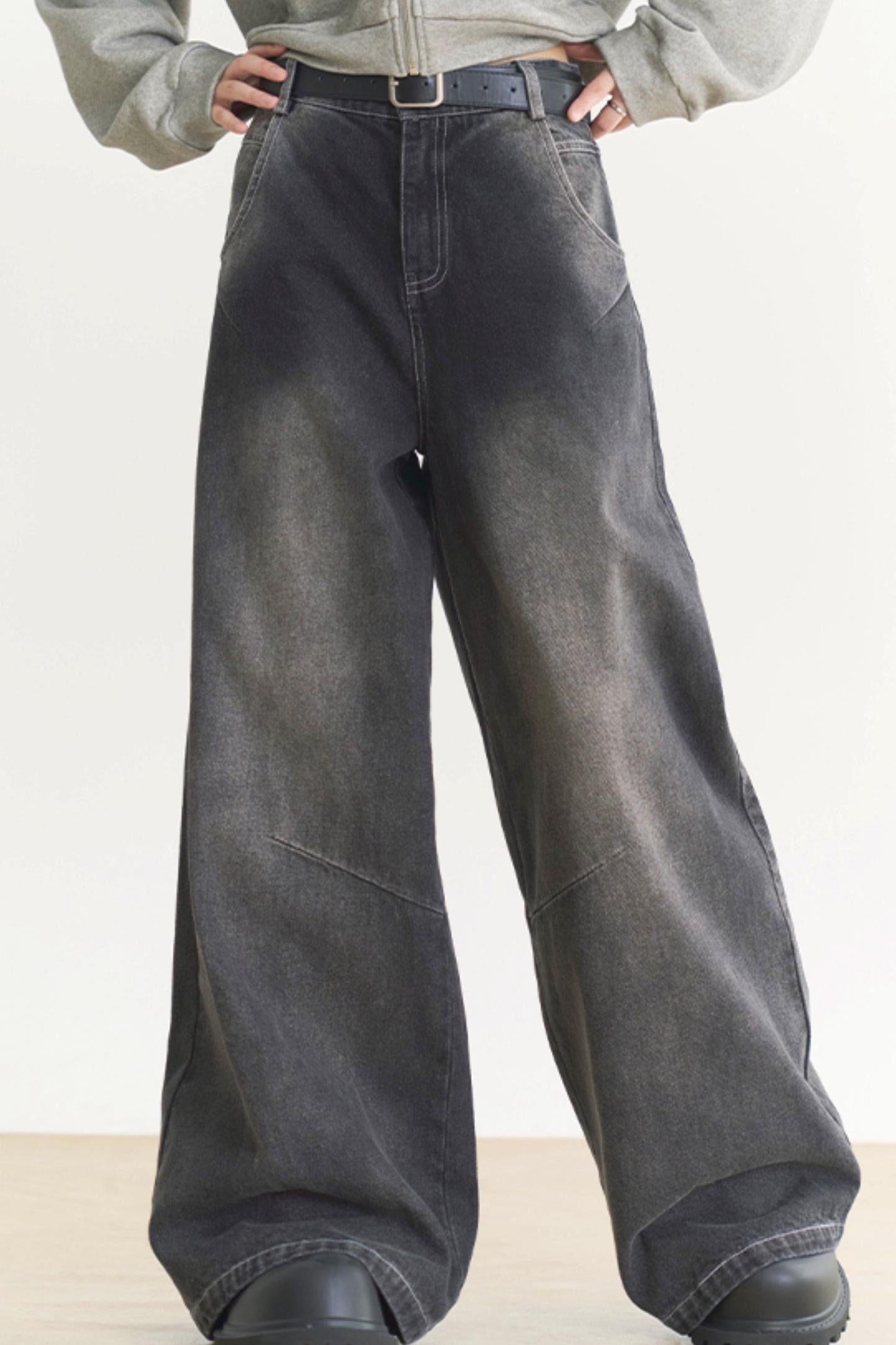 Wide Gravity of Jeans Leg Museum Retro