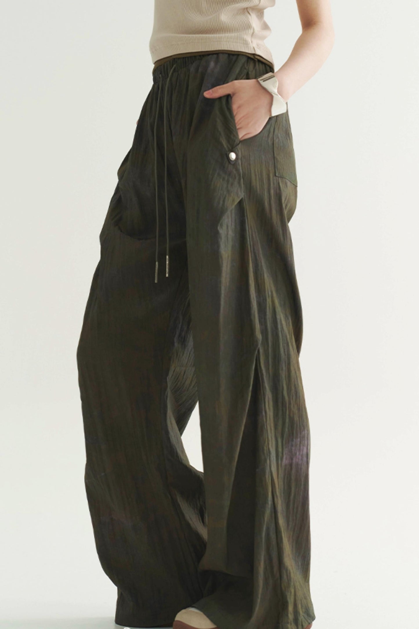 ドレーププリーツカジュアルパンツ