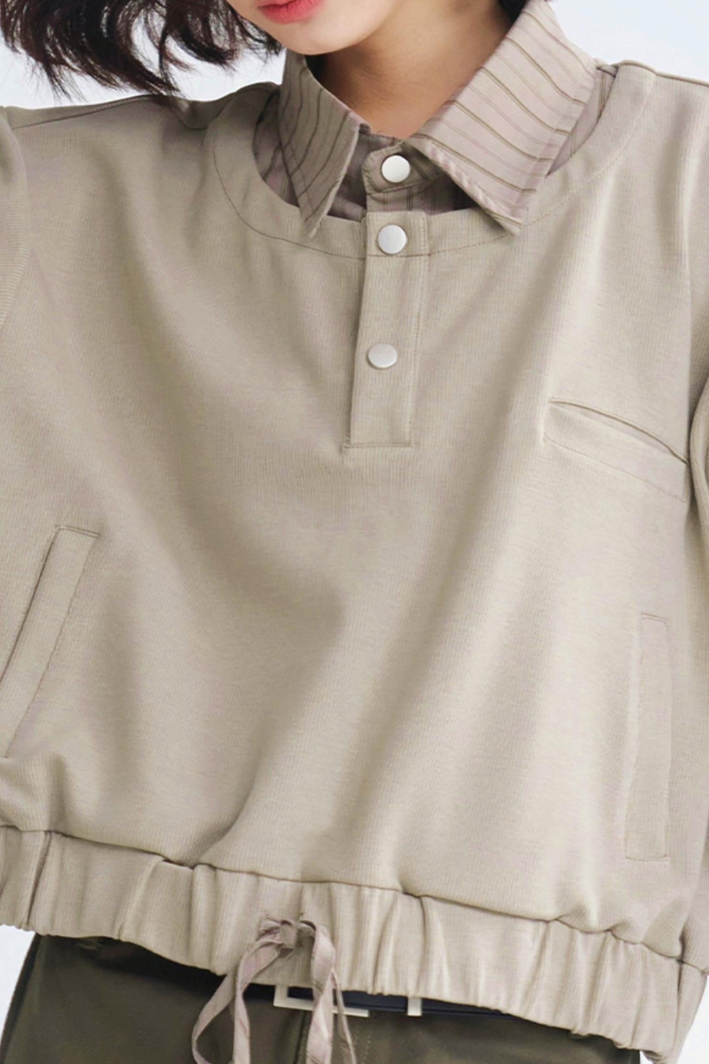 Pullover-Oberteil mit Kragen im Lagenlook