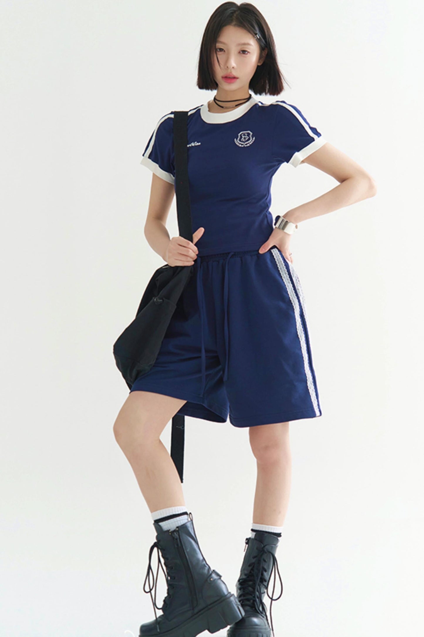 グラビティポジティブTシャツ ベアバッジプリント