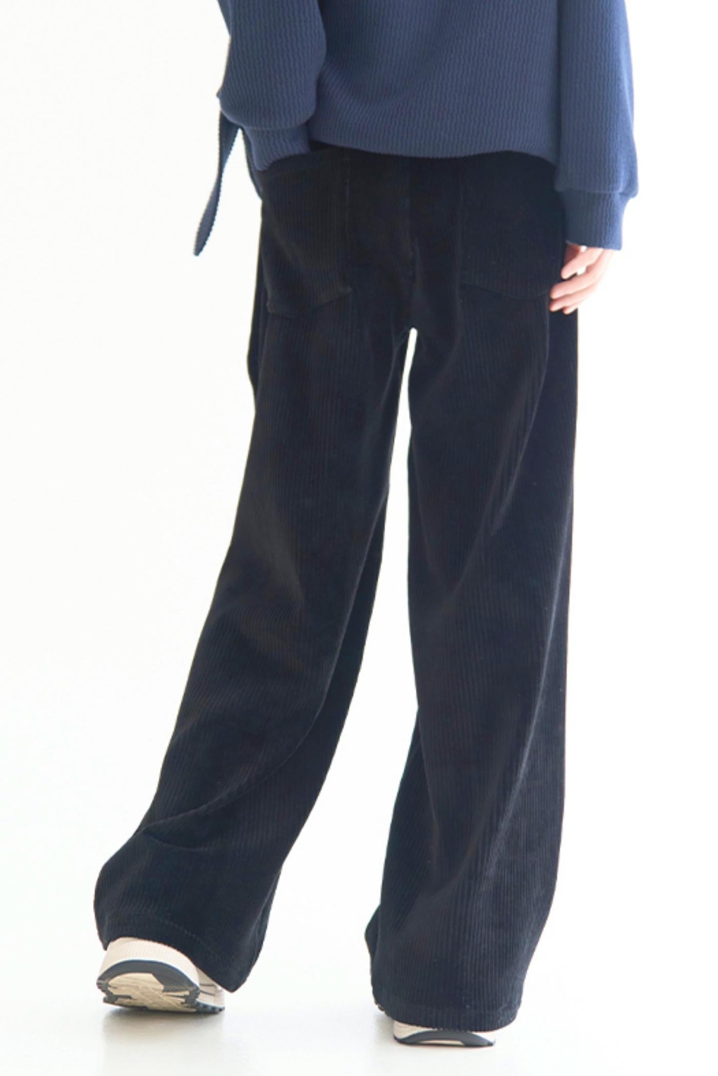 ミドルウェイトストレートパンツ