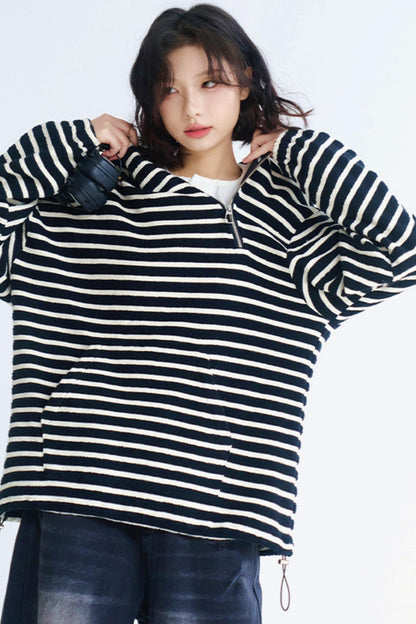 フード付きパンツセーターのセットアップ