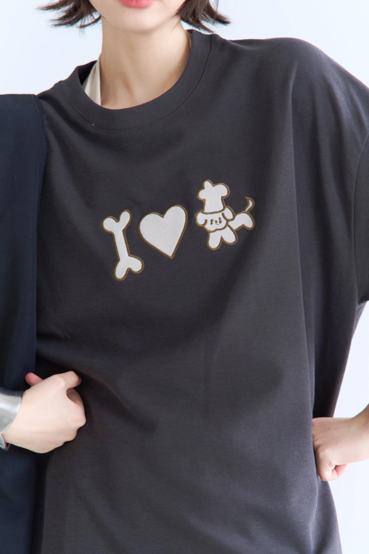 パピTシャツ ネッククルー 刺繍