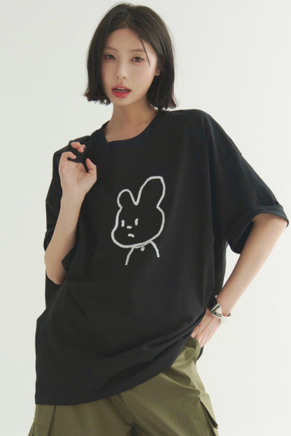 インクミニマリストTシャツスケッチ