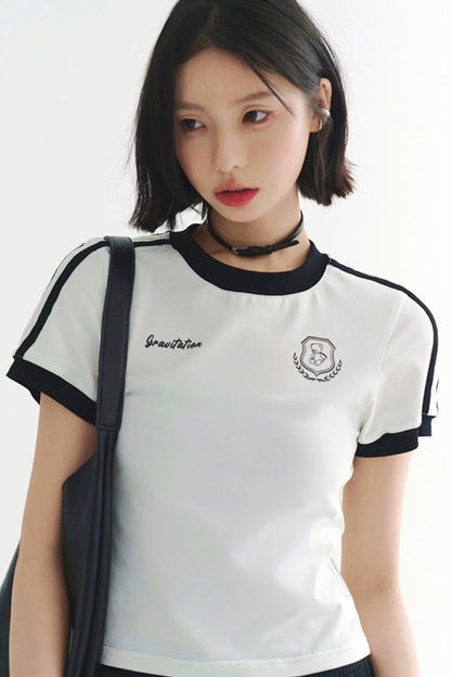 グラビティポジティブTシャツ ベアバッジプリント