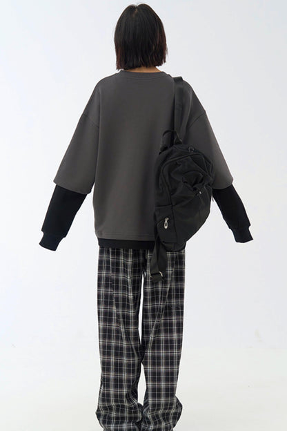 ユニセックスネックラウンドトップ