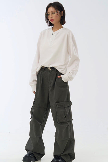 ミニマルなハーフボタンTシャツ