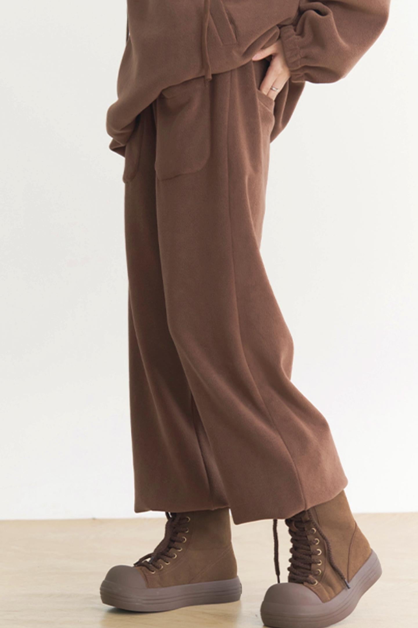 ミューズ：春秋ハーフジップグラビティカジュアルセット