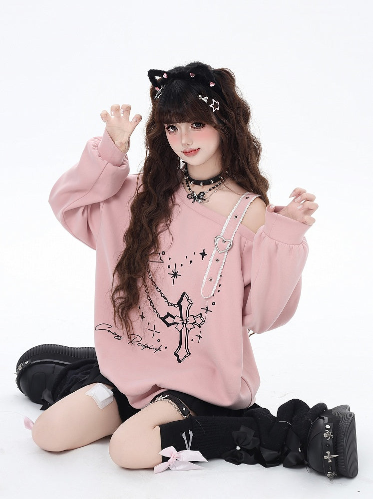 ブラック/ピンクのアシンメトリーネックライン、ハートバックル、クロス刺繍スウェットシャツ
