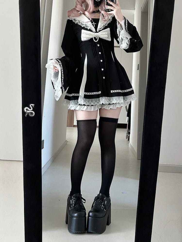 White - Shorts Gothic Black Landmine in Sailor Sleeve Lace-Threaded Bell Set Top Matching Style