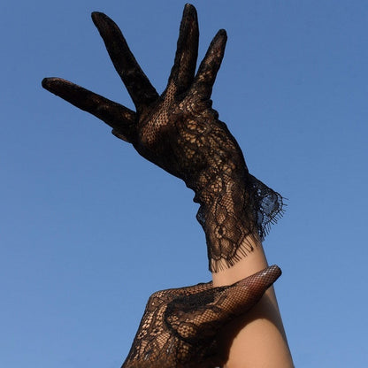 Lace Black/White Gloves