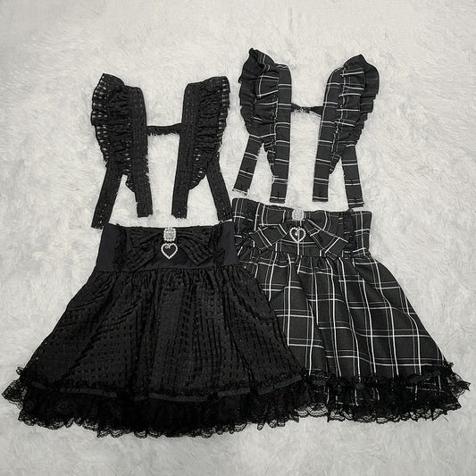 Abnehmbarer Kei-Rock mit schulterhohen Trägern / karierter Jirai-Overall mit schwarzer Taille