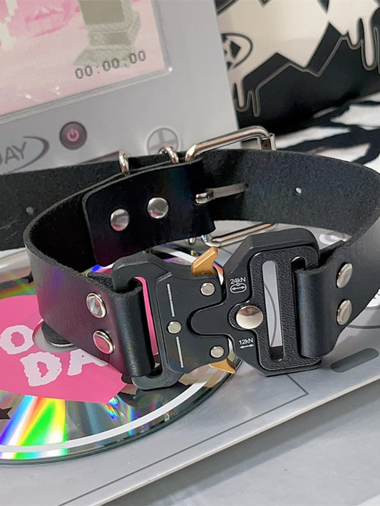 ブラックバックルパンクチョーカー