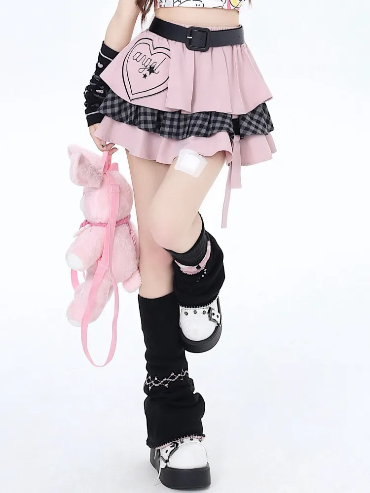 ピンクのティアードスカートとスイートフリーウエストベルト