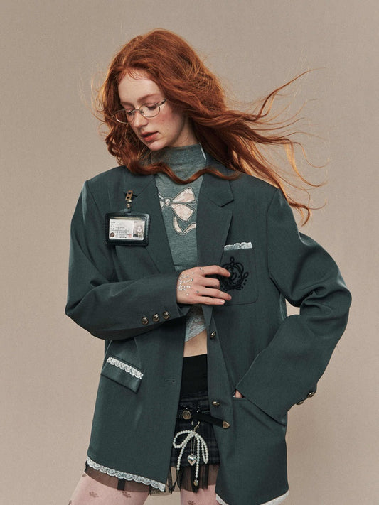 ダークグレーのレーストリム刺繍ポケットブレザー