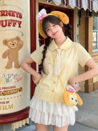 前立て刺繍のライトタイ、花びらの襟、ビスケットハートボタン、ブラウス（イエロー）