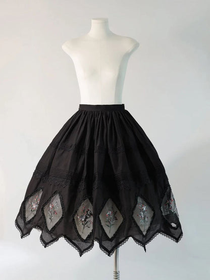 Black Lily Lace-Trimmed Embroidered Skirt Lolita
