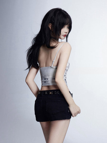 Glamorous – Kurzes Cami-Top mit weißem Bindeband und Dye-Sternenprint