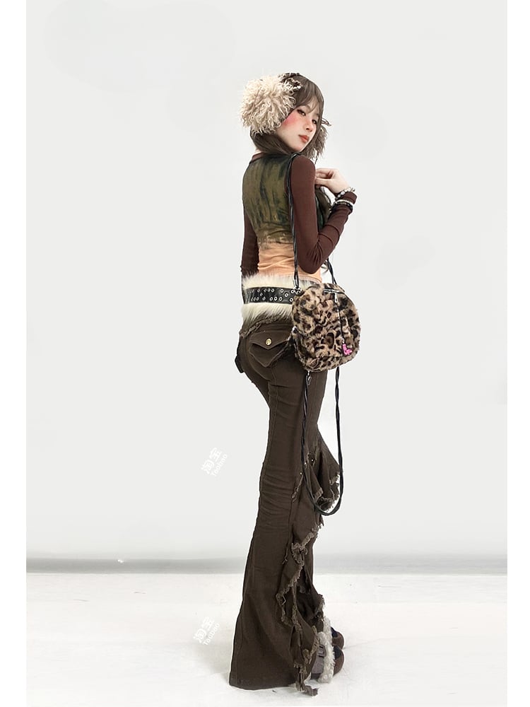 Kaffeebraune Wasteland Punk-Schlagjeans mit Volantbesatz