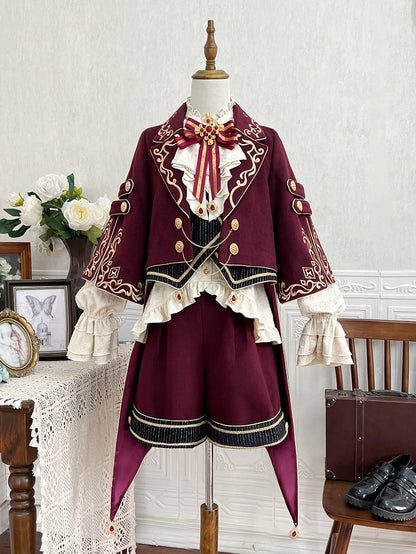 Rotes Ouji Lolita Gryffindor-Outfit, langärmliges Hemd + roter Schwalbenschwanzmantel + Shorts mit geradem Bein
