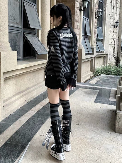 Genderless Black & Gray V-Neck Striped Long-Sleeve Top with Cross & Skull Hotfix Rhinestone Detail - DETW OnLine
