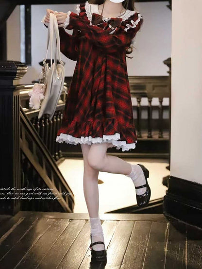 Black Silhouette Sleeves Doll Dress: A-Line Tiered Flutter with Plaid Red