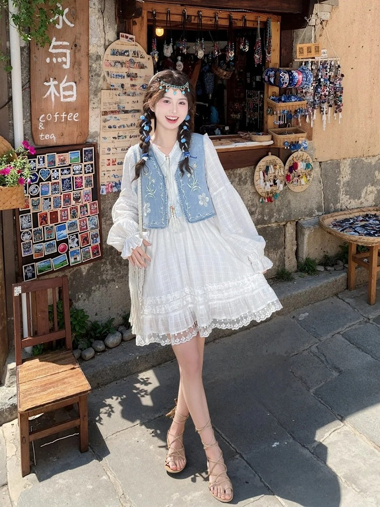 Version White V-Neck Lace Trim Dress with Tassel Drawstring Design Regular/Long