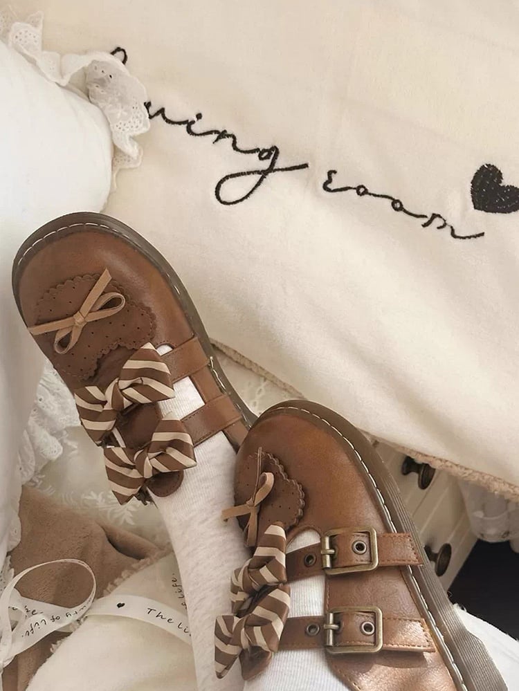 蝶結びのストライプ柄デザイン詳細ブラウンロリータフラットシューズベア