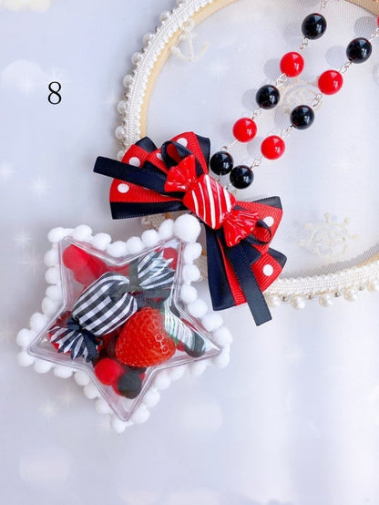 星の蝶結びとビーズのデコラネックレス