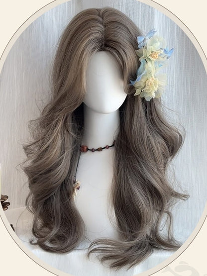 Braune, gewellte Kunsthaarperücke in Unterbrustlänge