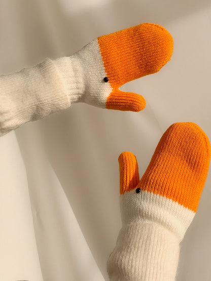 Duck Knit Mittens Beak