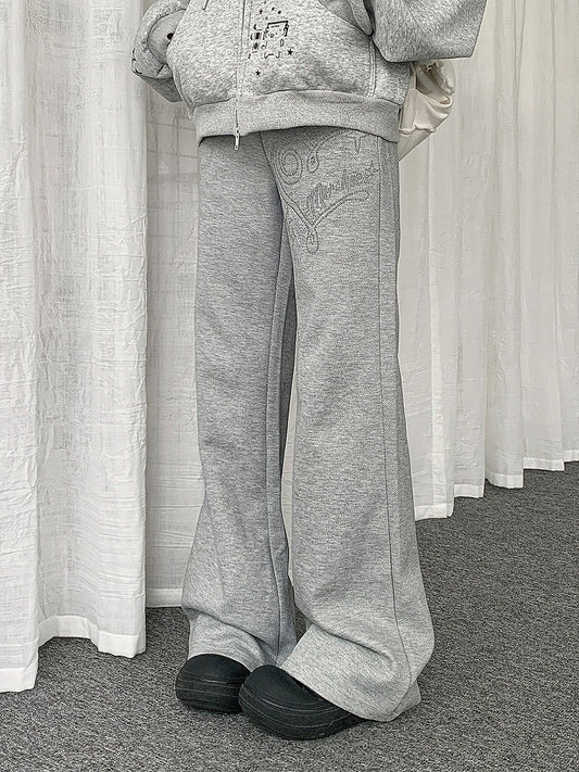 Casual Straight Leg Pants with Heart Rhinestone - Solkatt