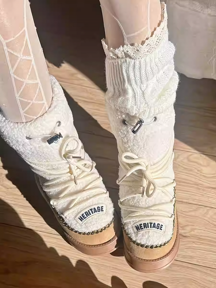 キャメルヒールのプラッシュプラットフォームブーツ