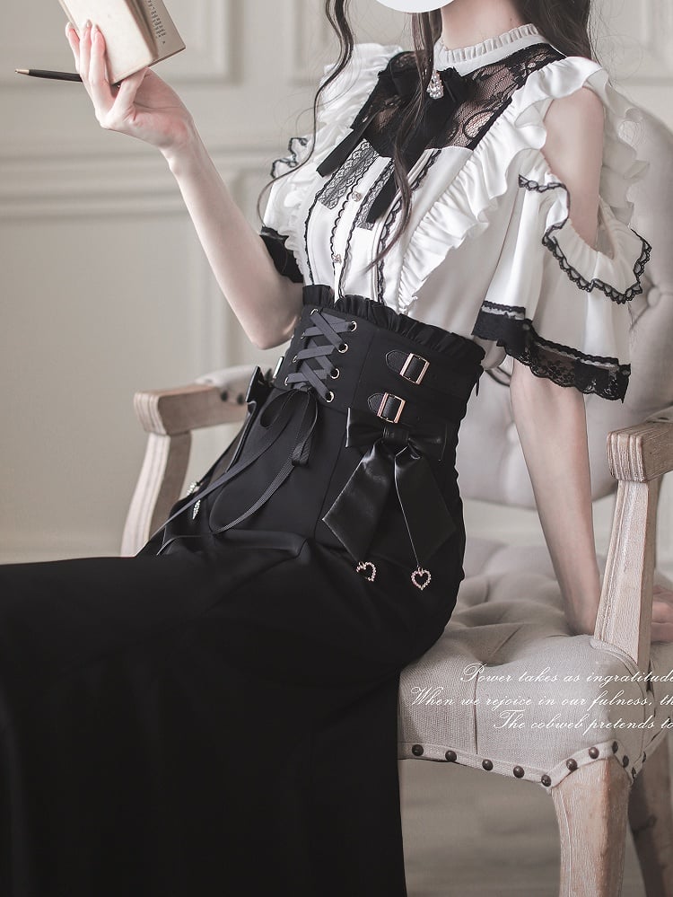 Short Neckline Kei and Illusion Black Cutout with White Blouse Lace Jirai Sleeves Shoulder Trim