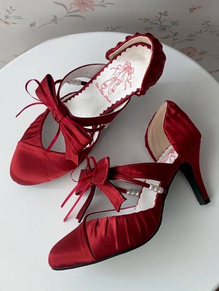 with Lolita Satin High-heel Toe Classic Accents Bow Red Pointed Shoes