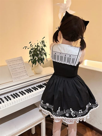 Design Ärmelloses Melodic Kitty Schwarzes Matrosenkragen-Keyboardkleid Zurück
