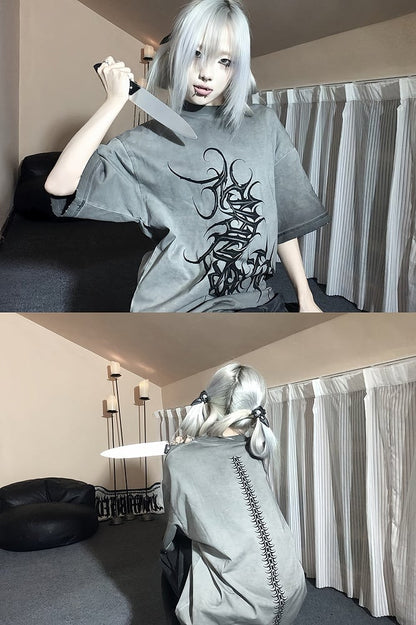 Print Greyish-Green Centipede T-Shirt Wasteland Graffiti with Distressed Tattoo-Style Edgy