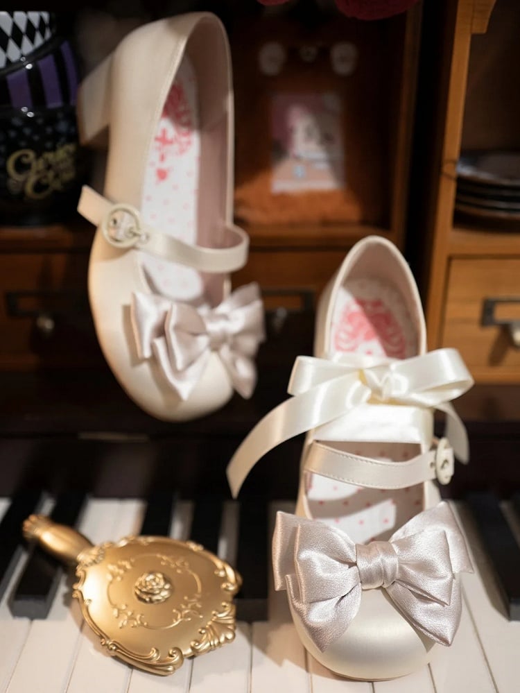 Round Ankle at Lace-up Heels Sweet Beige Toe Low Bow - Top