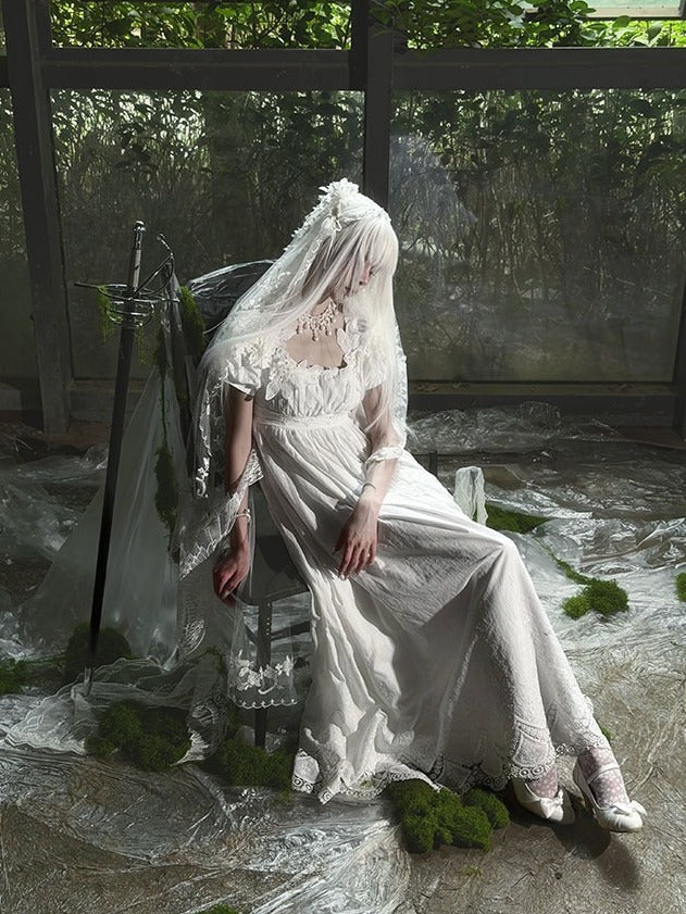 High-Waisted Empire Lolita One-Piece Gown with Lace Embroidery - Vivian's Quilt Studio