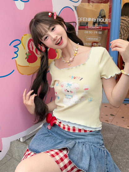 T-Shirt Saum Quadratischer Ausschnitt Apricot Welpendruck Salat