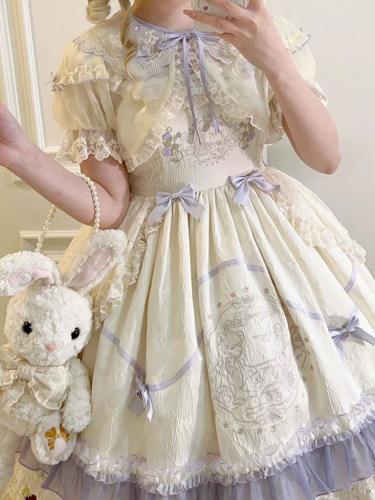 ショート丈クロップド丈刺繍トップス、スカラップカラー、パープルスリーブトリム